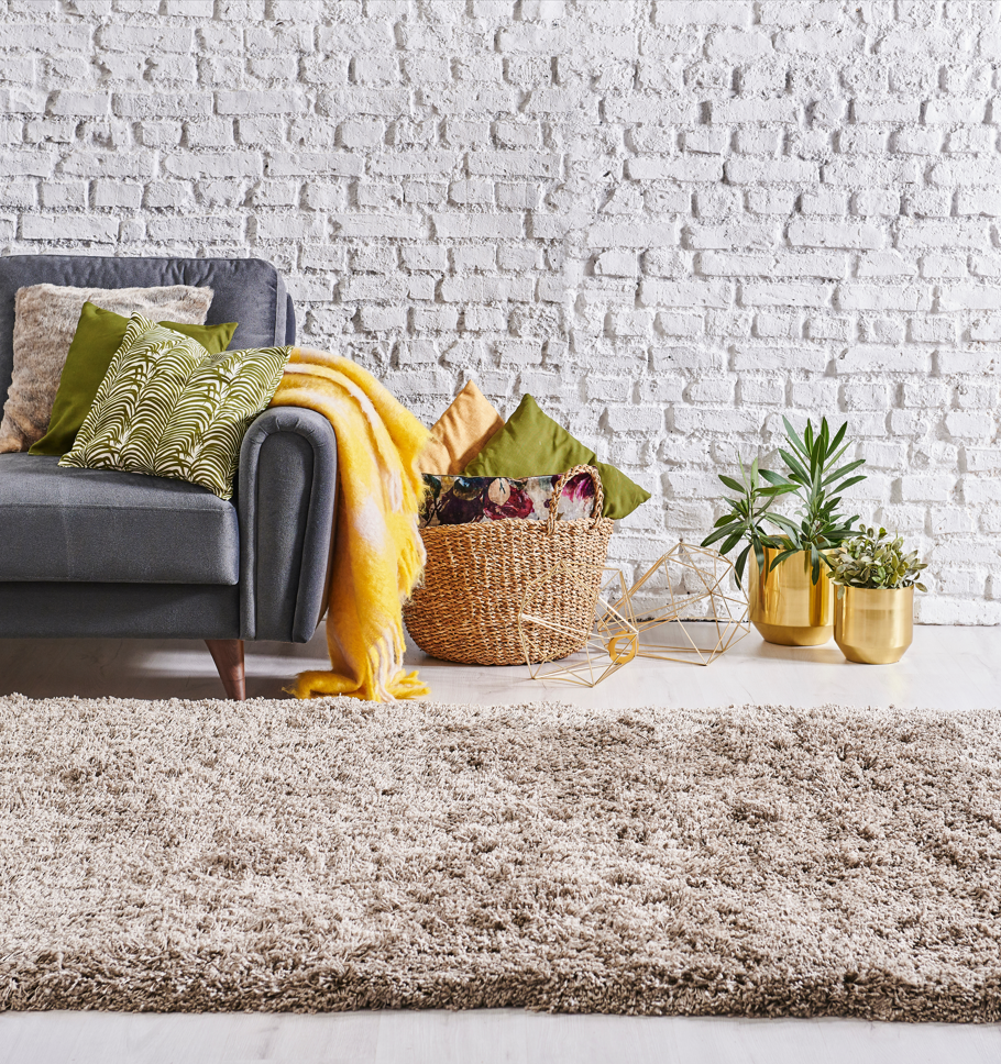area rug installation Condo Flooring and Tiling in Toronto - 7